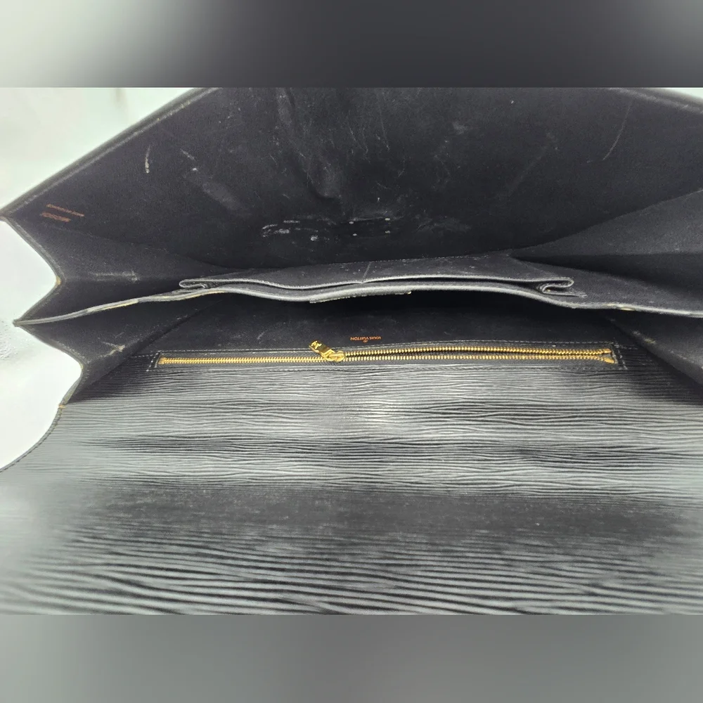 Louis Vuitton Serviette Ambassadeur Briefcase in Black Epi Leather MI0901
